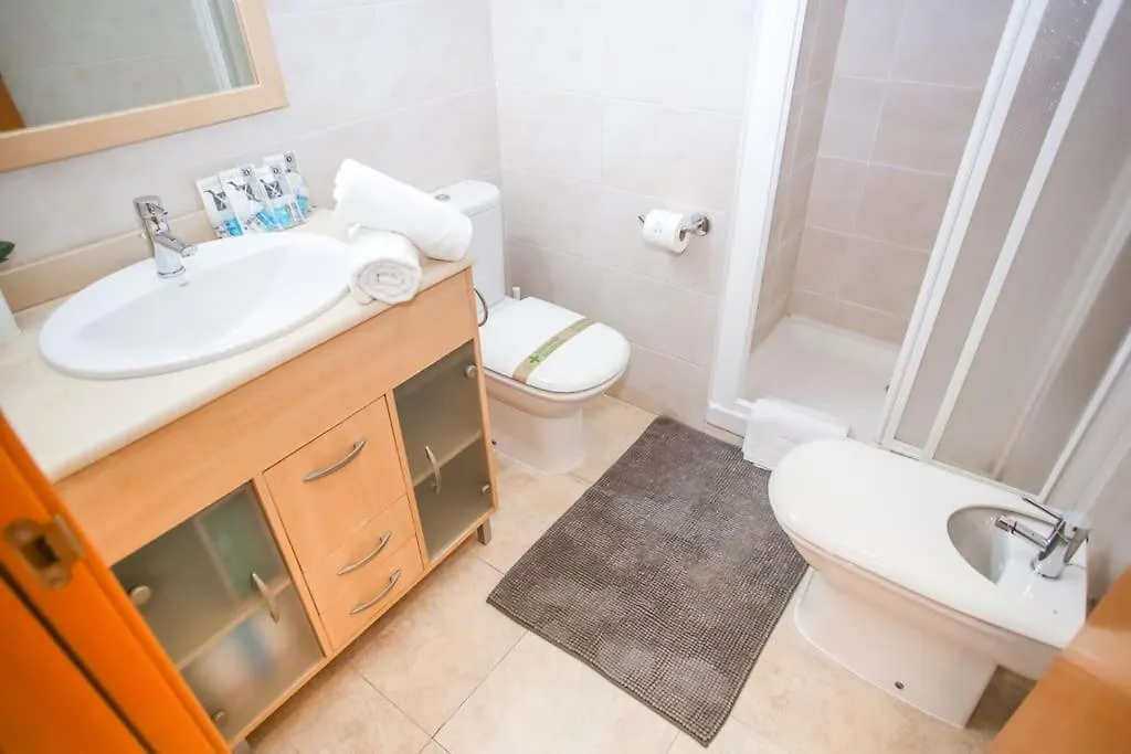 Al38 Elegant Apartment In Fenals Beach Lloret de Mar Spagna